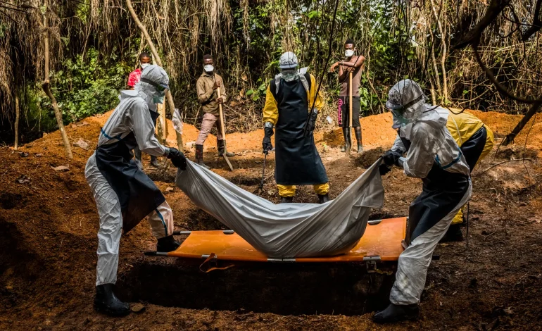 OMS declara emergencia internacional de salud por brote de ébola en República Democrática del Congo