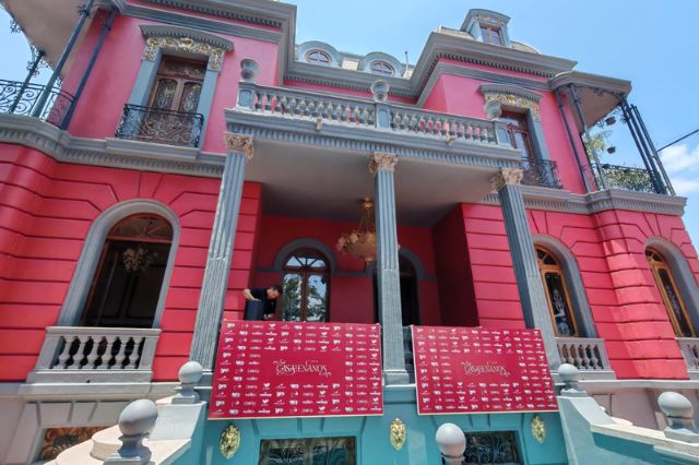 ¿Vale la pena pagar 2 mil pesos por cenar en la Casa de los Enanos?