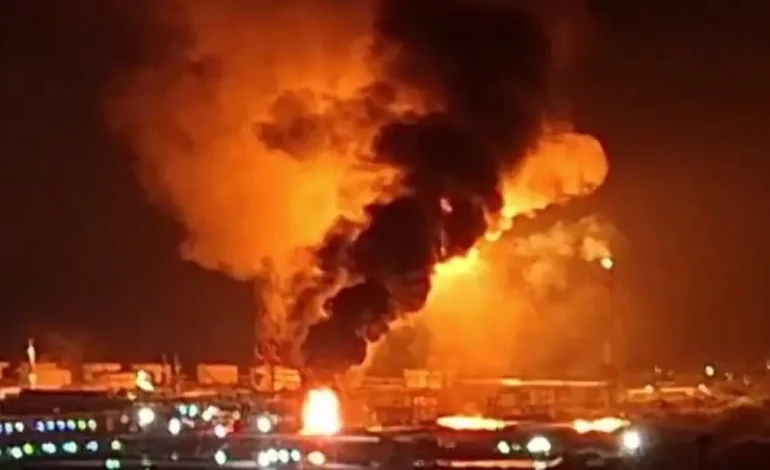 Explosión en refinería de Salina Cruz agrava contingencia ambiental por derrames de combustóleo