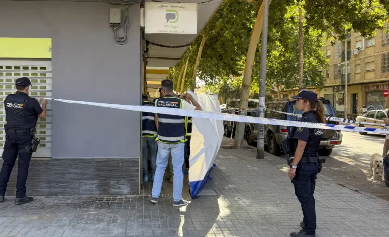 Joven detenido en Valencia tras asesinar al logopeda de su hijo por sospechas de abuso