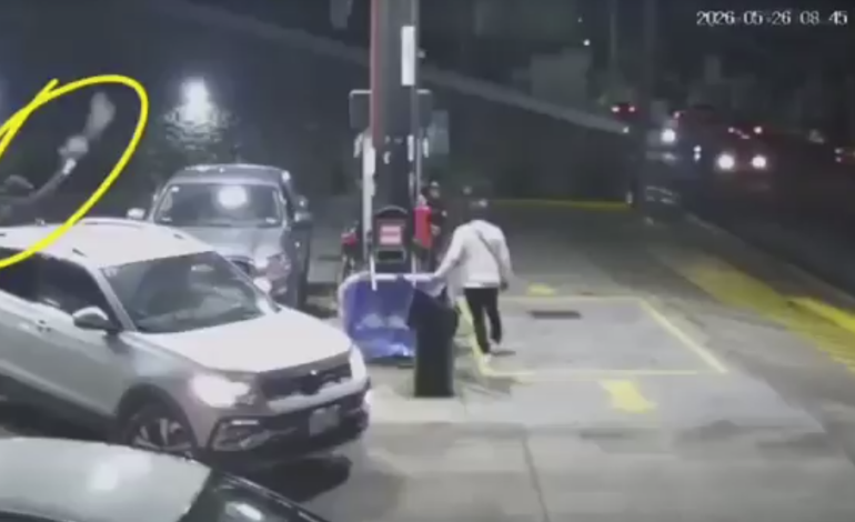 Robos de camionetas en gasolinera de Clavijero evidencian aumento de inseguridad en Puebla