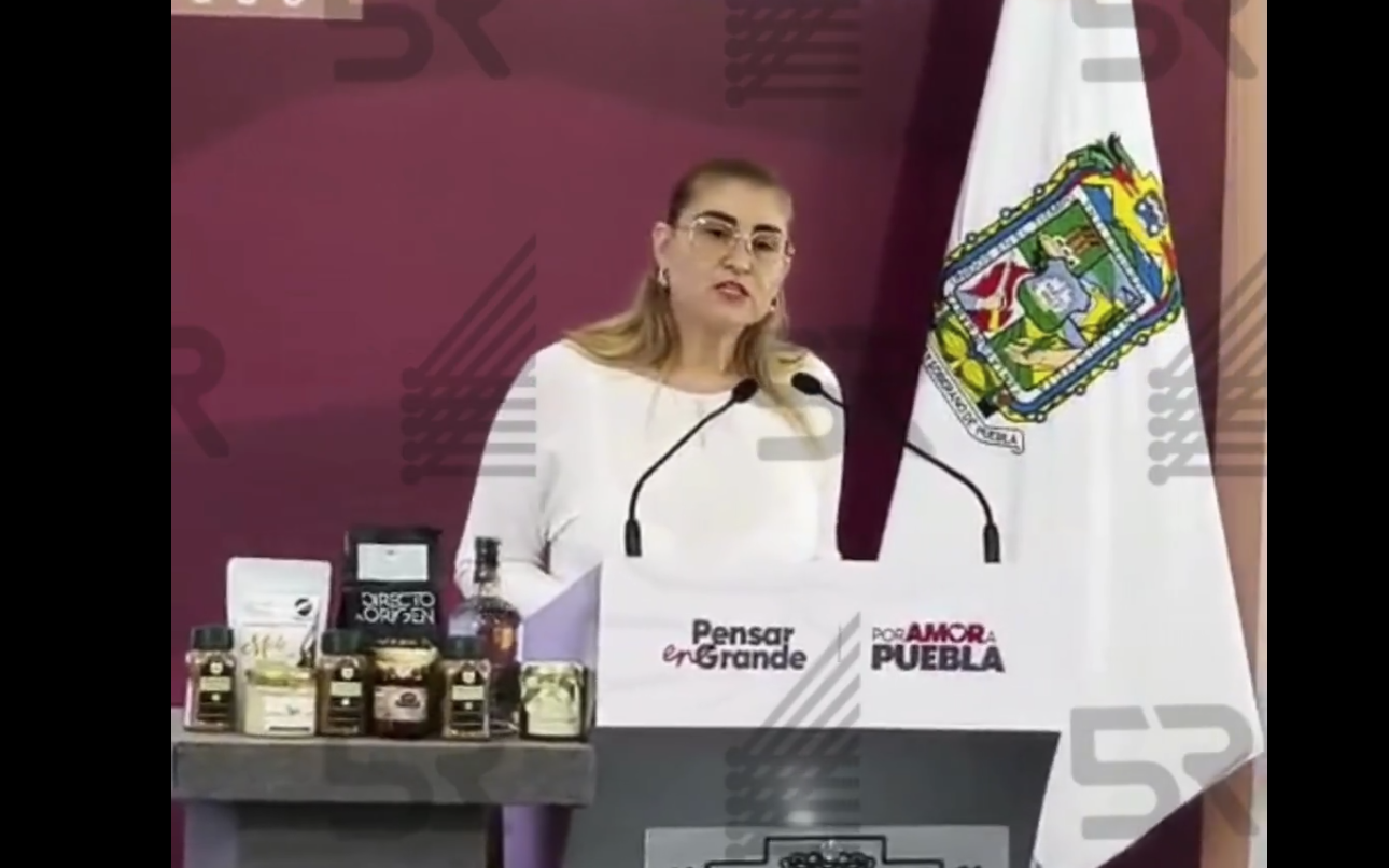 Incendio de vehículo y narcomanta en Periférico Ecológico de Puebla: Fiscalía aclara número de víctimas