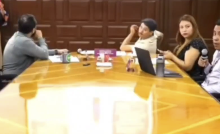 Regidor de Puebla interrumpe sesión con expresiones durante partido del Mundial 2026