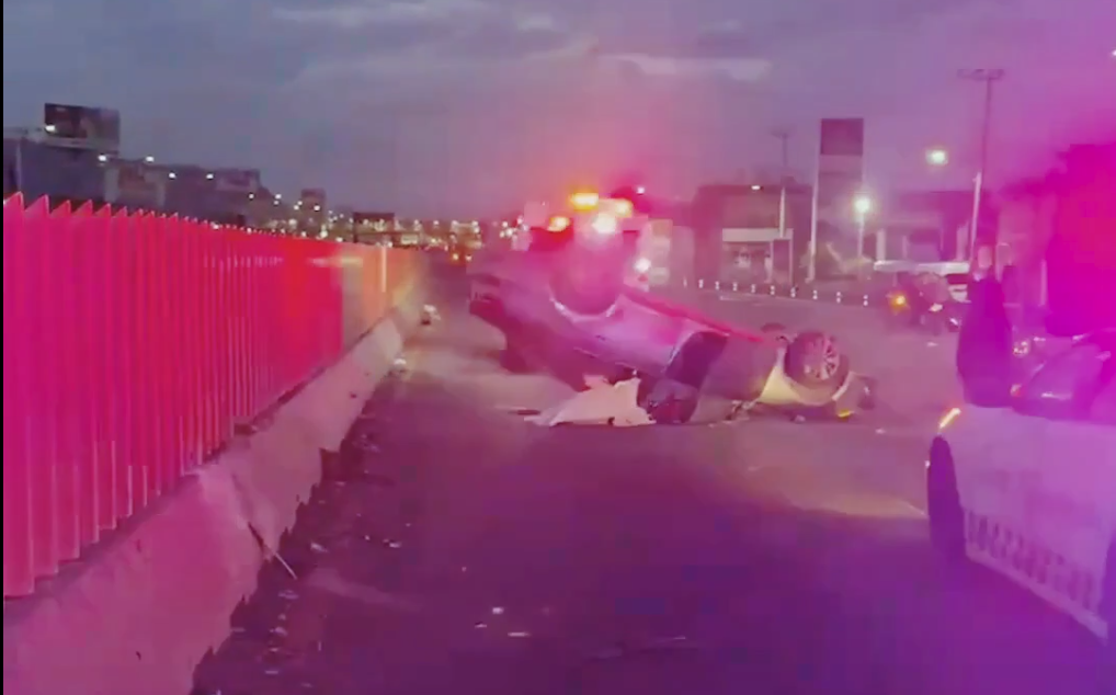 Tragedia en la México-Puebla: mujer muere tras volcadura a la altura de Ixtapaluca