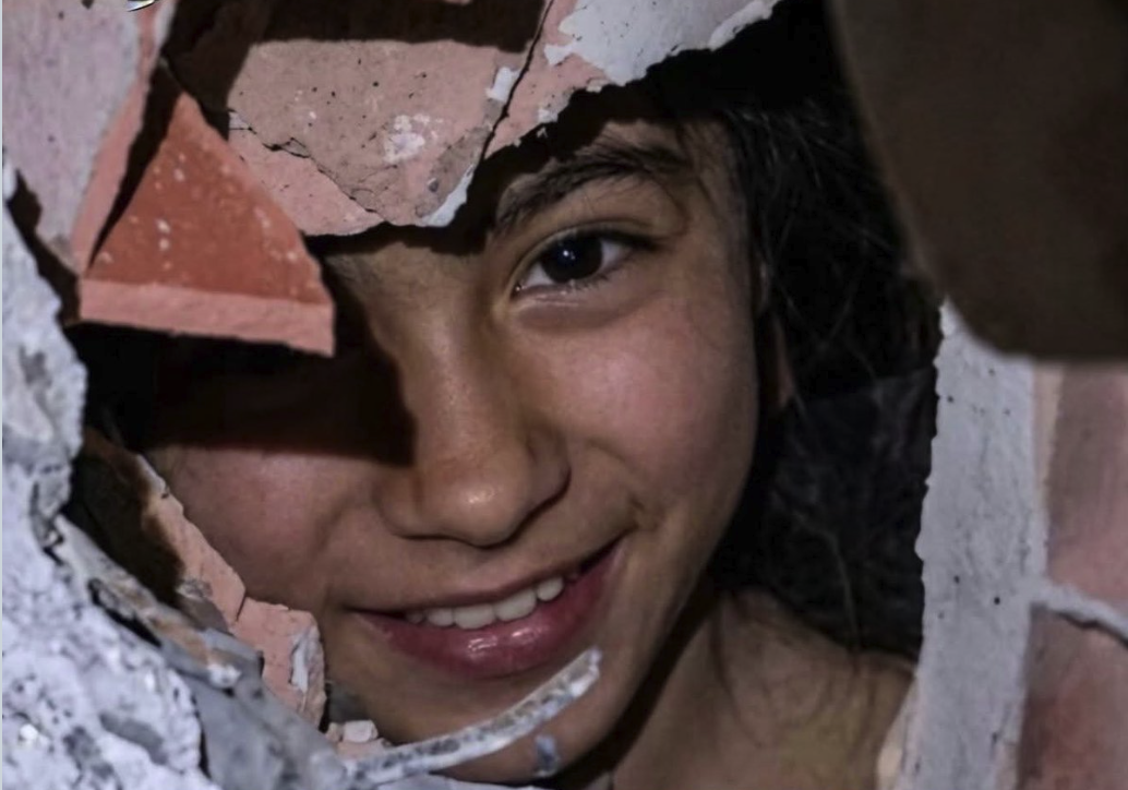El rescate de Fabiana, símbolo de resiliencia tras el terremoto en Venezuela
