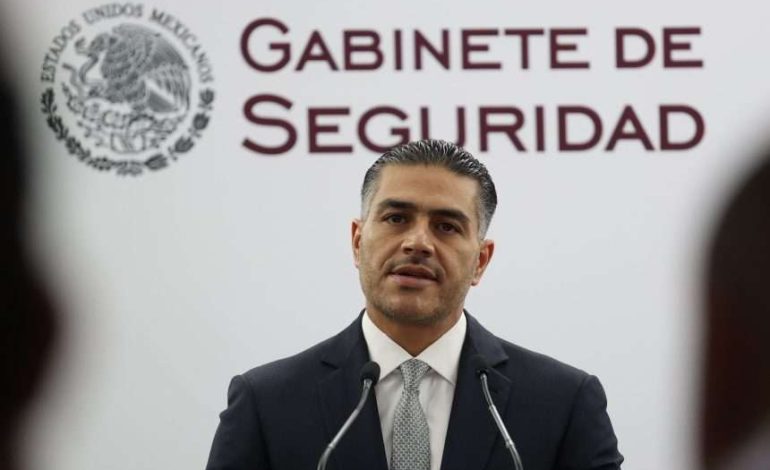 Suman más de 85 funcionarios y exfuncionarios detenidos en Operación Enjambre