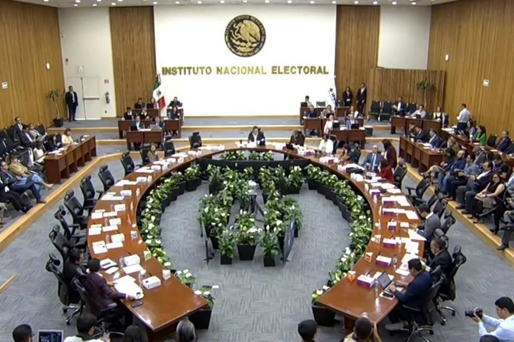 INE evalúa registro de cuatro nuevos partidos políticos; podrían sumarse a la elección de 2027