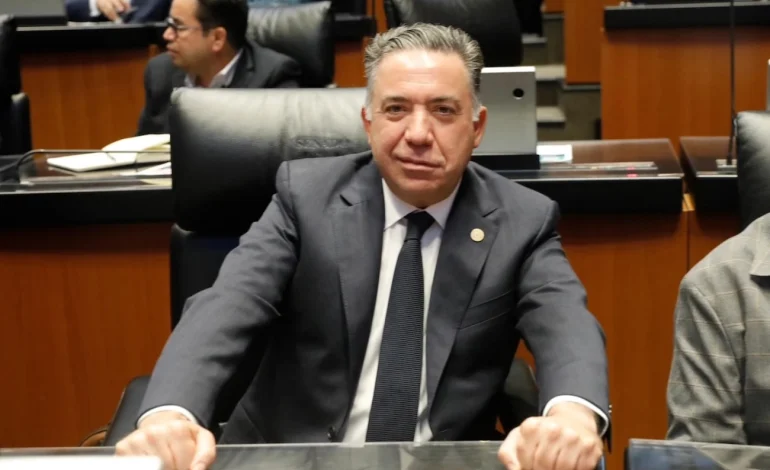Enrique Inzunza reafirma su permanencia en el Senado y defiende su trayectoria pública