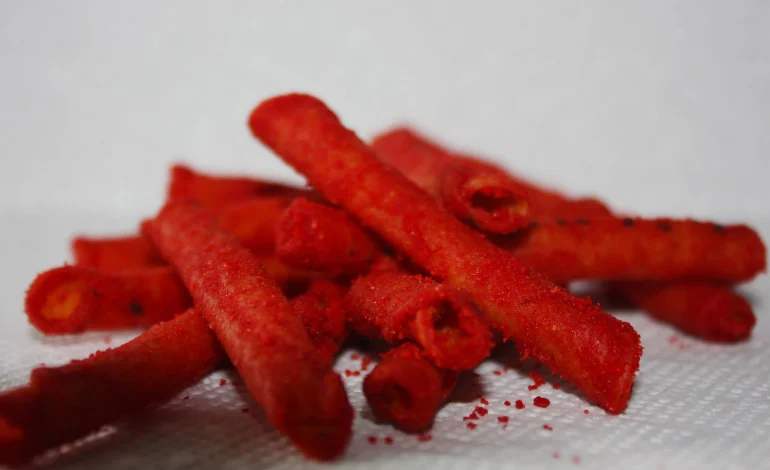Cofepris prohíbe el uso del colorante rojo 3 en alimentos por riesgos a la salud