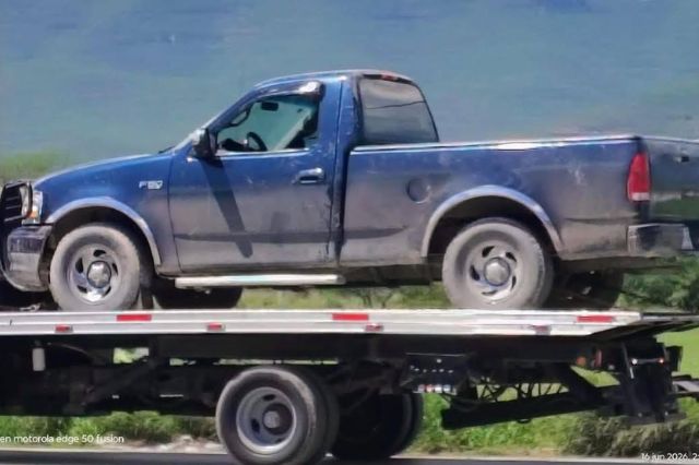Localizan camioneta involucrada en atropellamiento de mujer en Tehuacán; conductor sigue prófugo