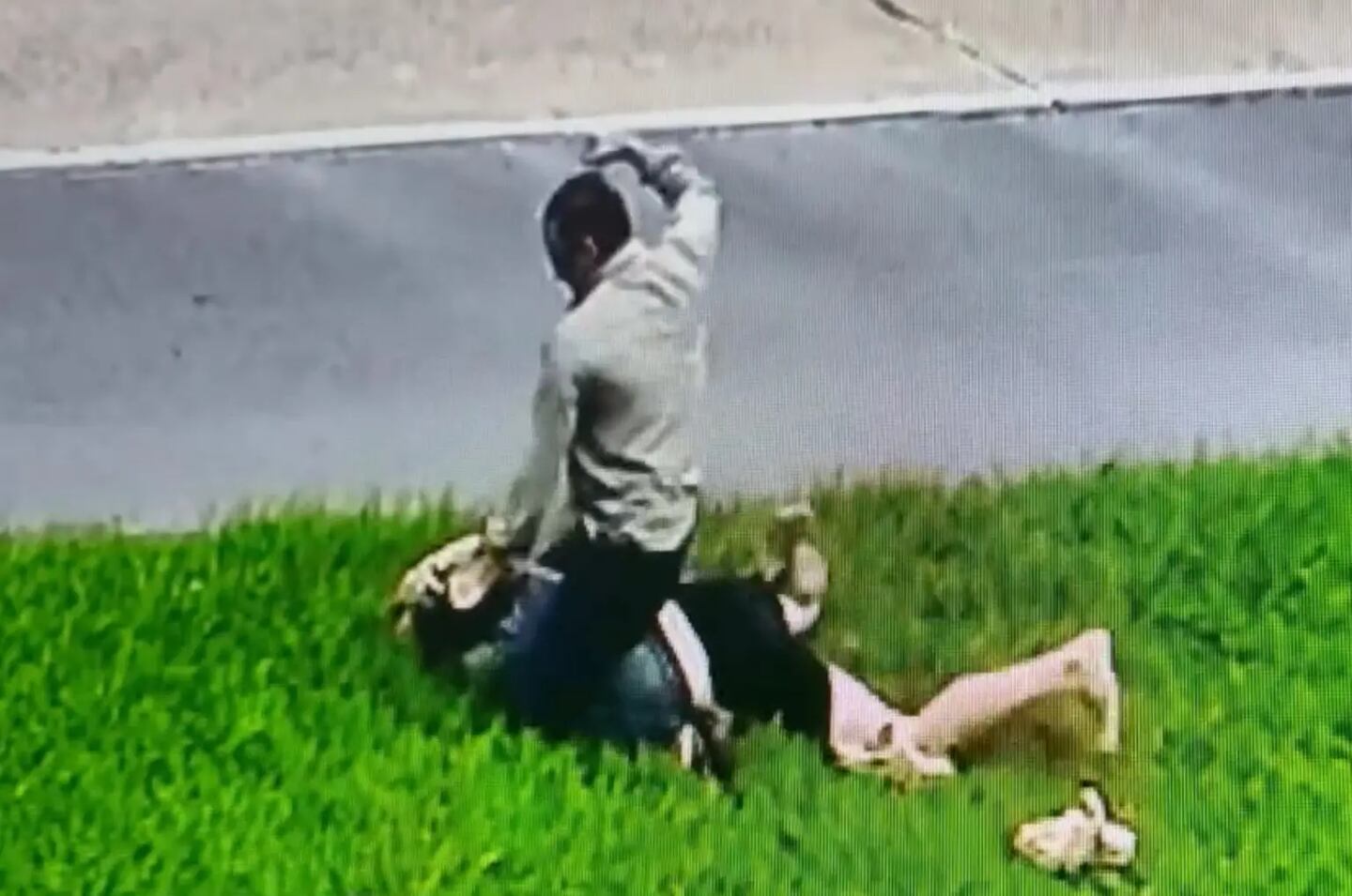 Pastor de Louisiana arrestado tras agredir a vecino en disputa con amenazas graves
