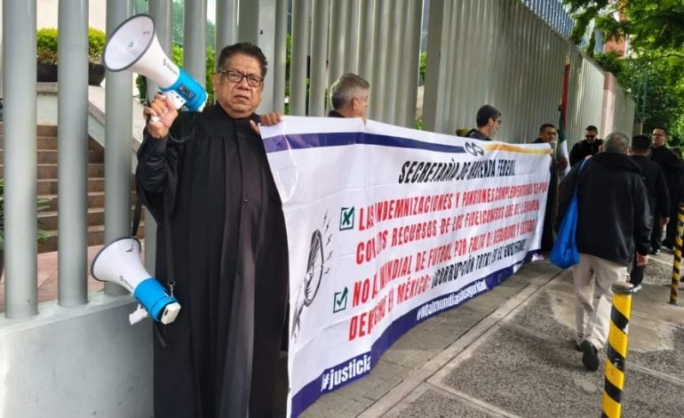 Jueces y magistrados en retiro protestan por indemnizaciones pendientes tras reforma judicial