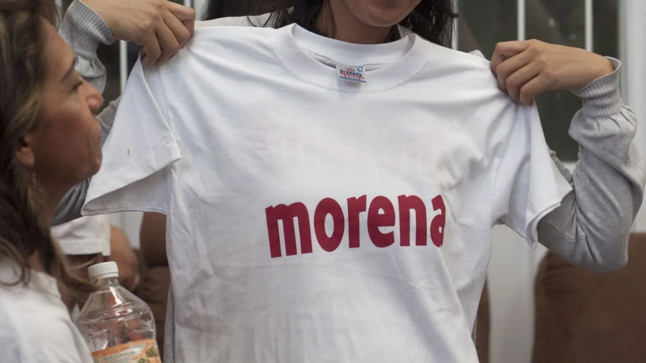 Van 124 aspirantes registrados en Morena para gubernaturas en 17 estados