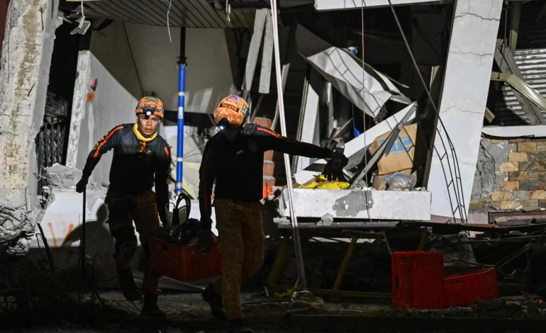 Sismo de magnitud 7.8 en Filipinas deja cuatro muertos y alerta de tsunami