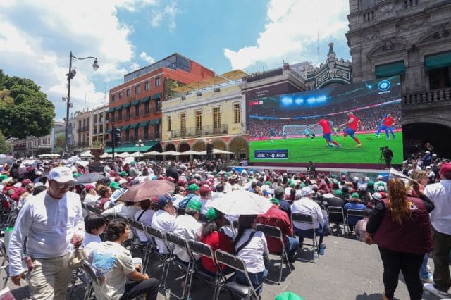 Zócalo de Puebla ofrecerá fan zone gratuita para el Mundial 2026