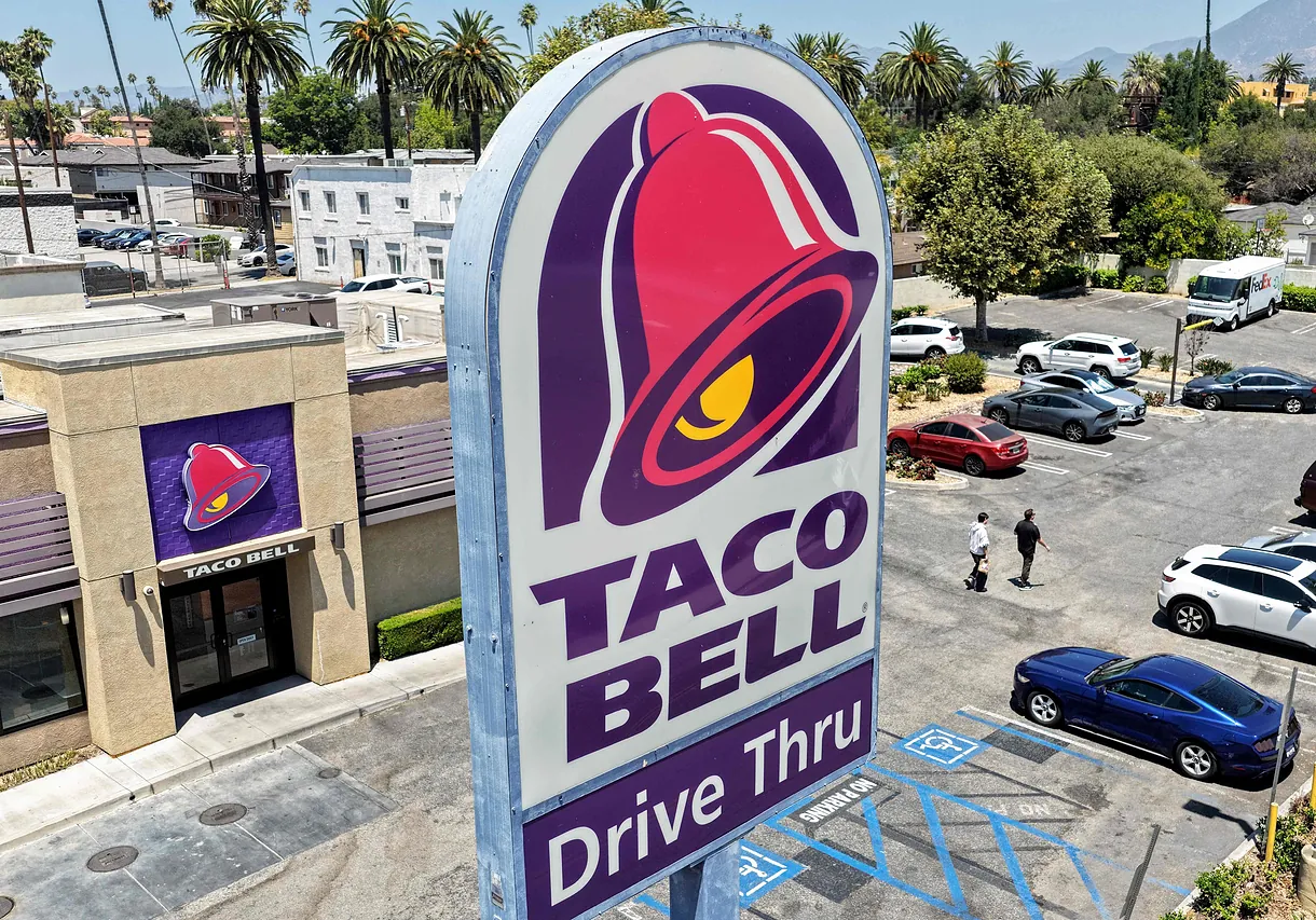 Investigan a Taco Bell por posible vínculo con brote de ciclosporiasis en Estados Unidos
