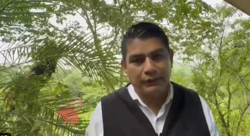 Versiones encontradas sobre rescate en Cuetzalan; Protección Civil reporta un fallecido y tres personas aún atrapadas