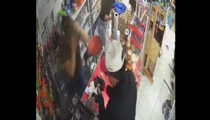 Asalto a mano armada en tienda de San Jerónimo Caleras genera alarma vecinal