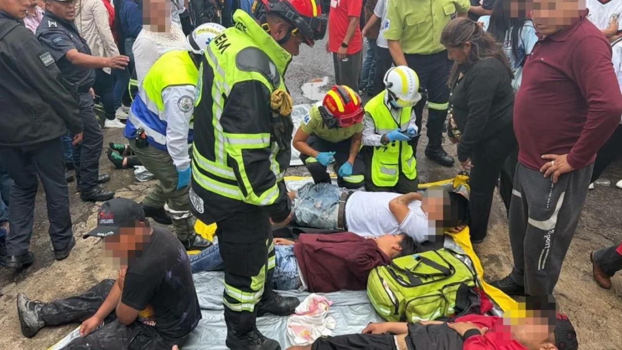 Caída de rayo en fiesta religiosa en Toluca deja diez heridos; lluvias recientes causan nueve muertes en Puebla y Edomex