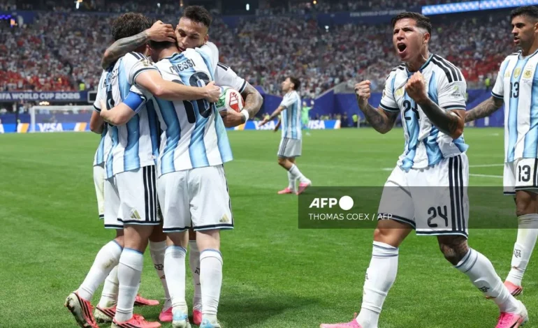 Argentina logra histórica remontada contra Egipto y avanza a cuartos de final en la Copa del Mundo