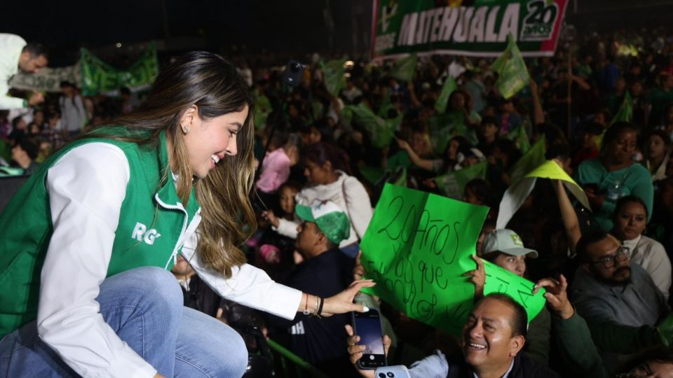 Gobernador de San Luis Potosí destapa a su esposa como candidata a la gubernatura en 2027