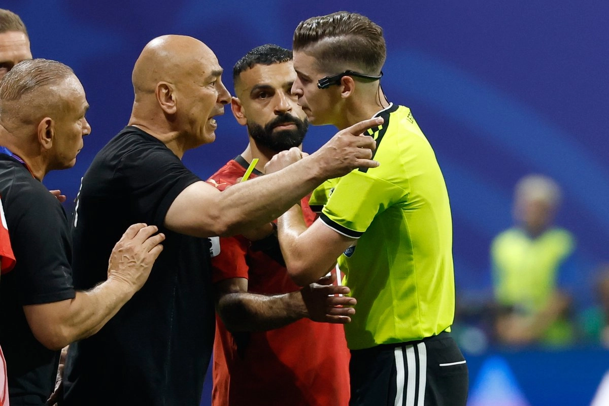 Técnico de Egipto denuncia arbitraje injusto tras eliminación ante Argentina en Mundial